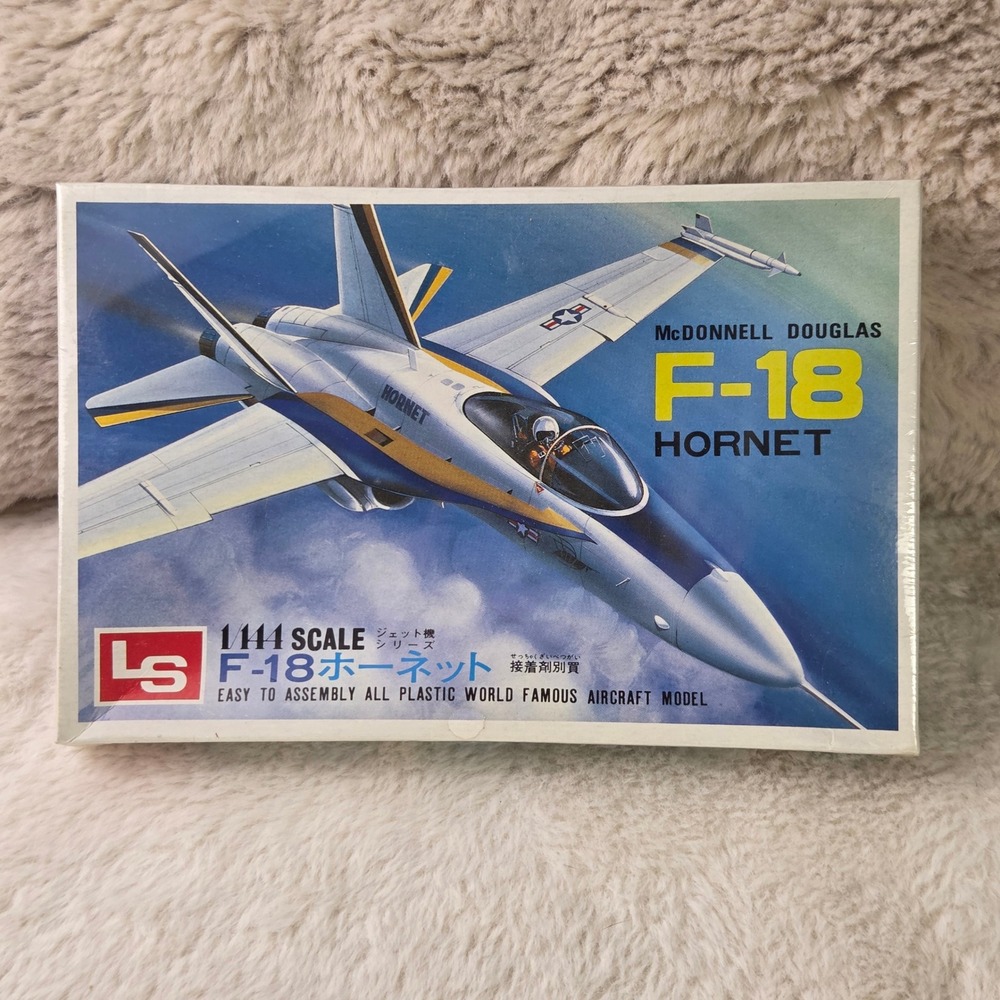 LS Jet Series 1:44 Scale McDonnell Douglas F18 Hornet‎ Plastic Model Kit Sealed